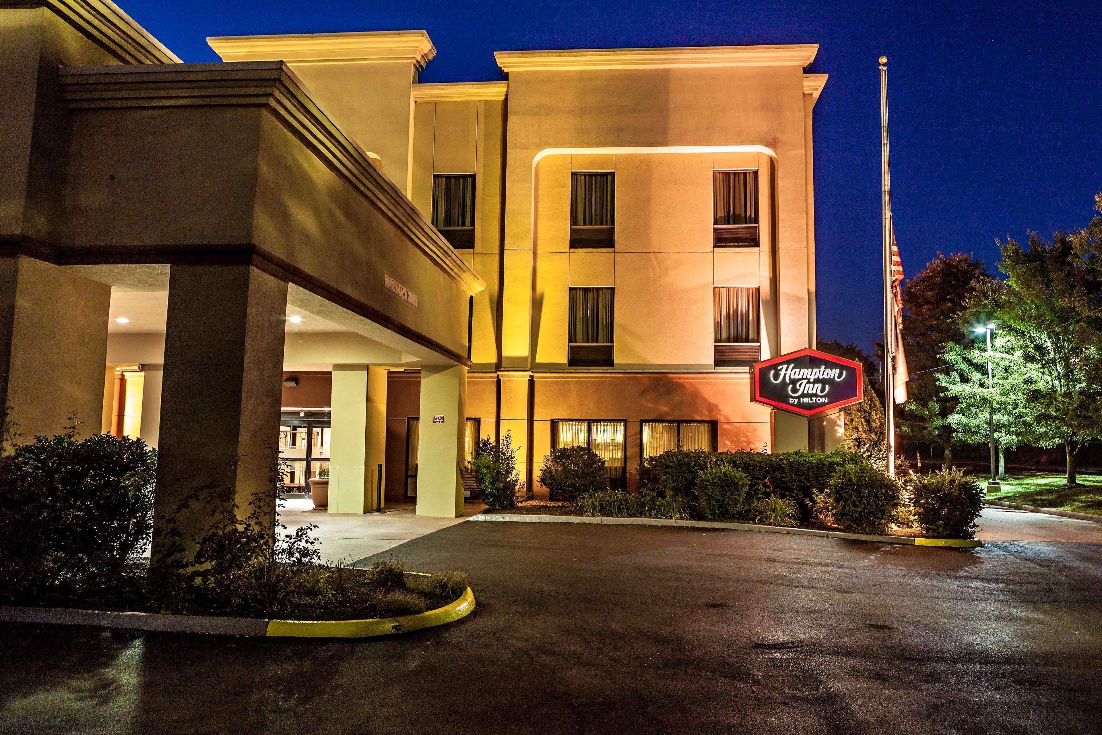 Hampton Inn Columbus I-70E/Hamilton Road Exterior photo